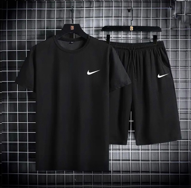 Спортивный костюм 22921230