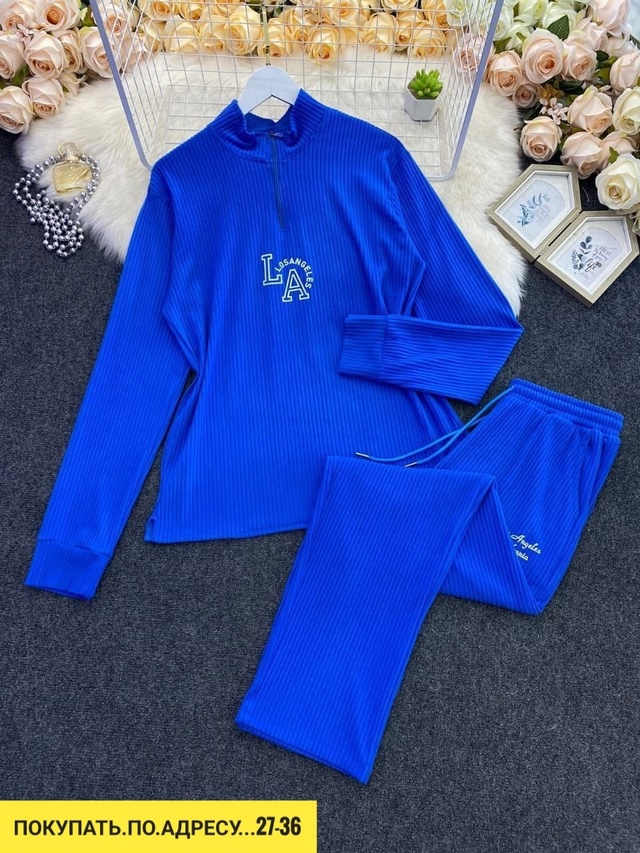 Спортивный костюм 22923257