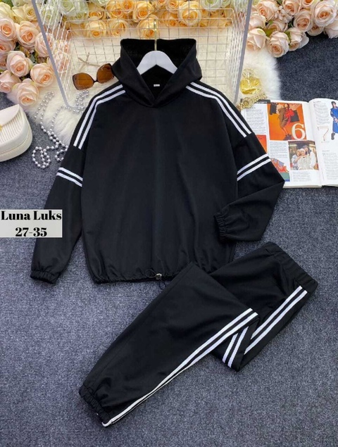 Спортивный костюм 22928594