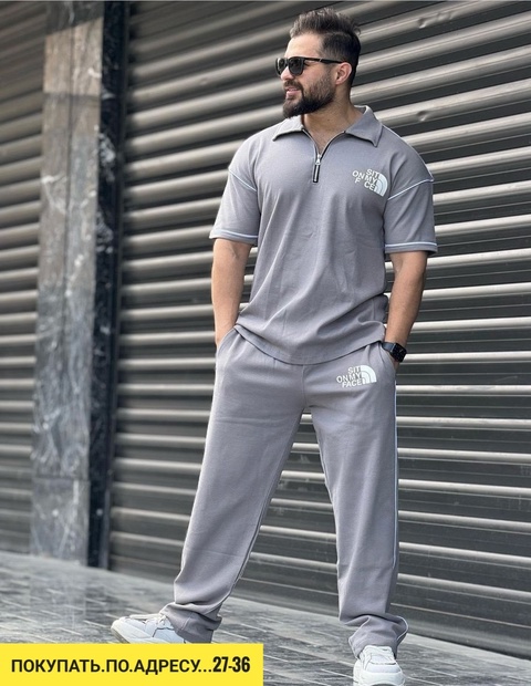 Спортивный костюм 22930456