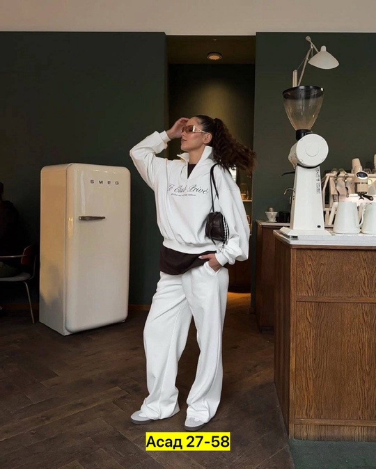 Спортивный костюм 22930620