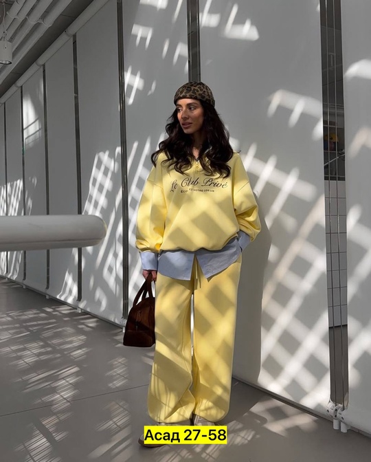 Спортивный костюм 22930818