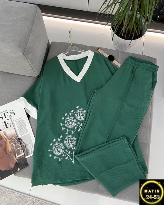 Костюм 22935442