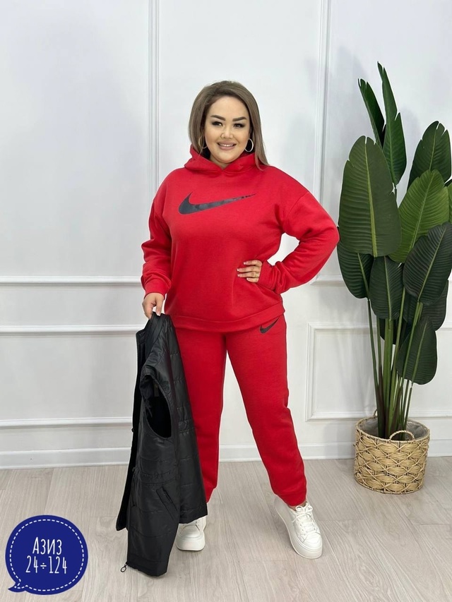 Спортивный костюм 22936888