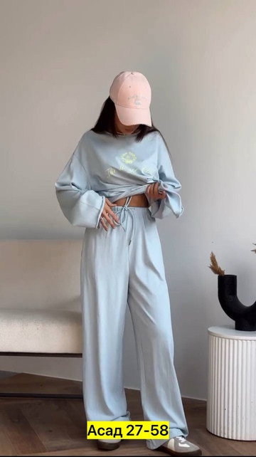 Спортивный костюм 22935741