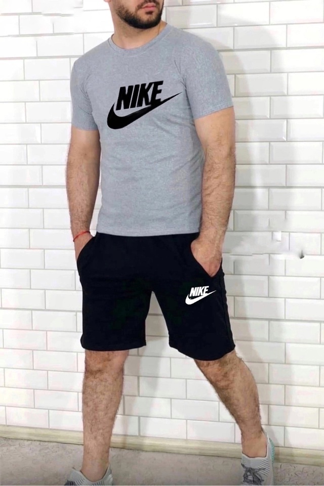 Спортивный костюм 22940529