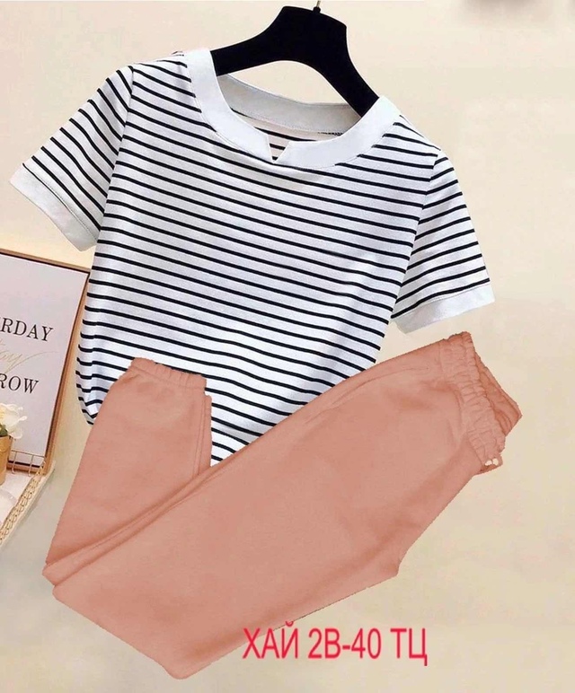 Спортивный костюм 22942520