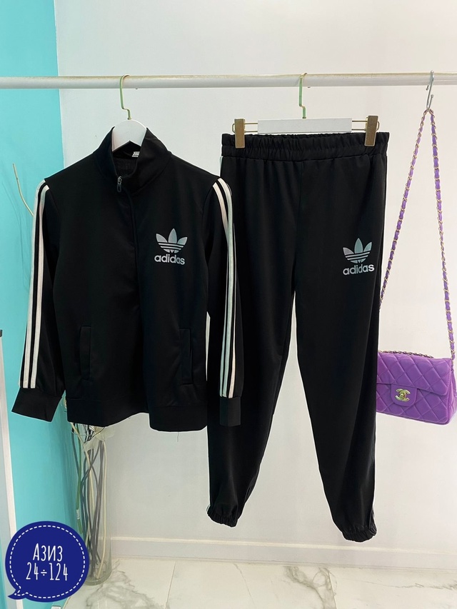 Спортивный костюм 22942501