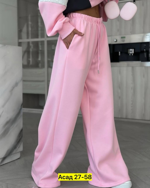 Спортивный костюм 22941824