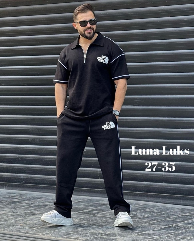 Спортивный костюм 22941689