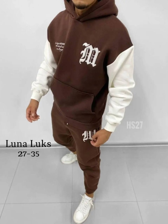 Спортивный костюм 22943354