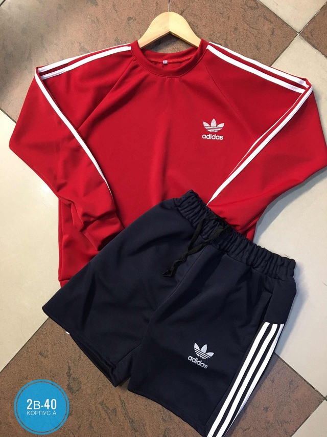 Спортивный костюм 22943410