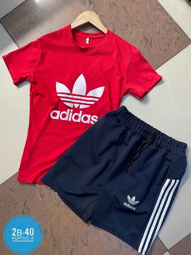 Спортивный костюм 22943136