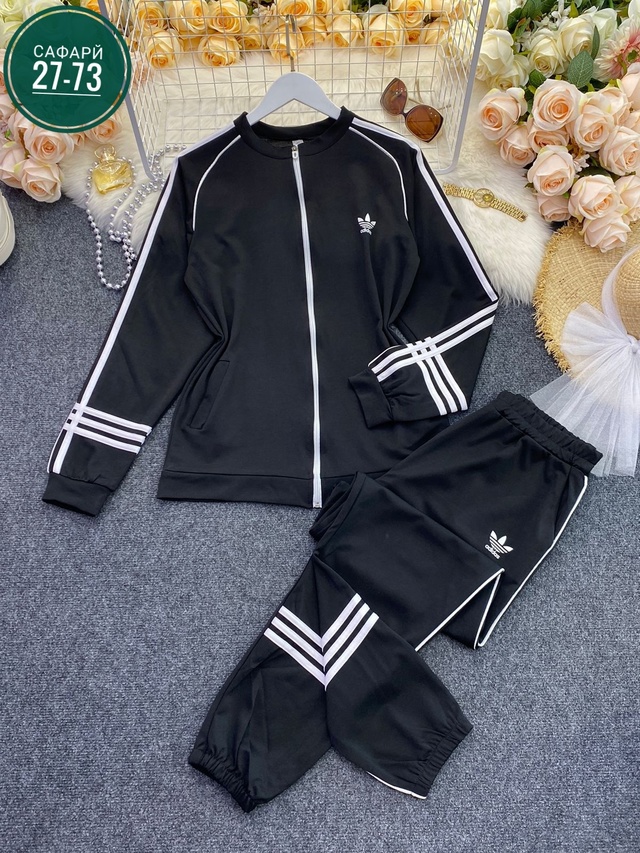 Спортивный костюм 22946068