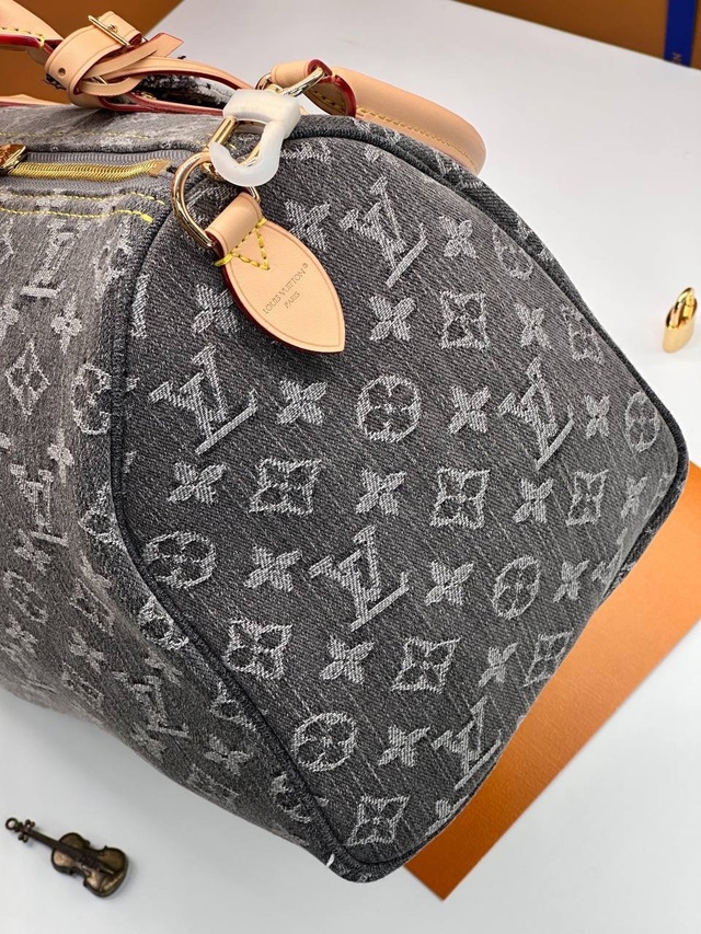 Джинсы 22948042