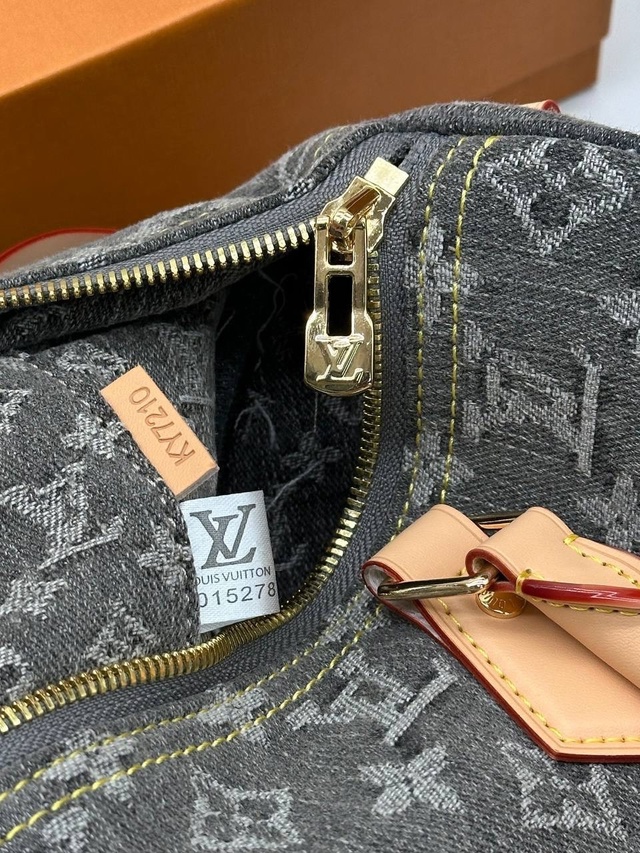 Джинсы 22948042