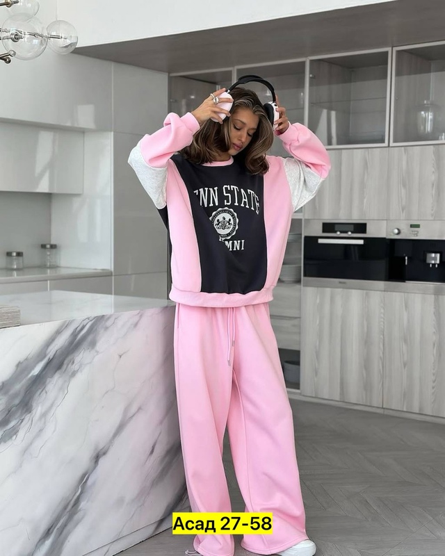 Спортивный костюм 22946489