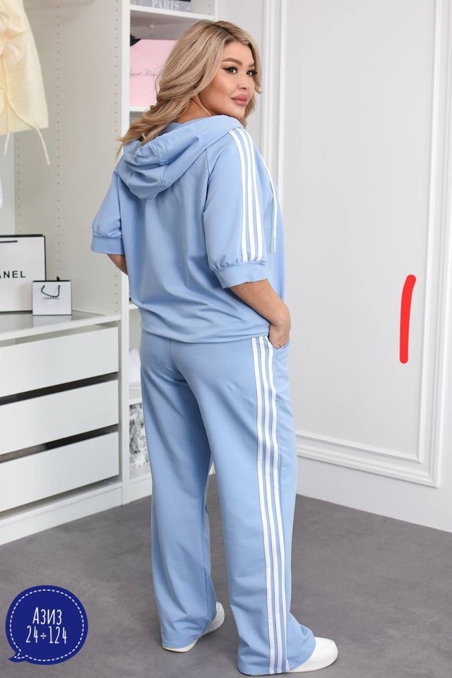 Спортивный костюм 22951784