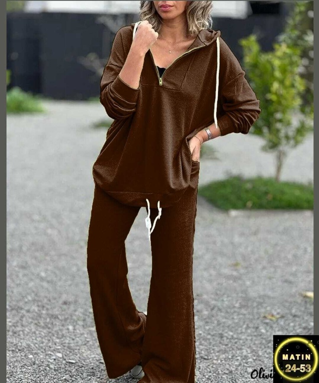 Спортивный костюм 22954007