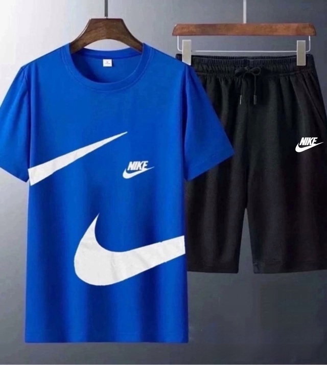 Спортивный костюм 22953151