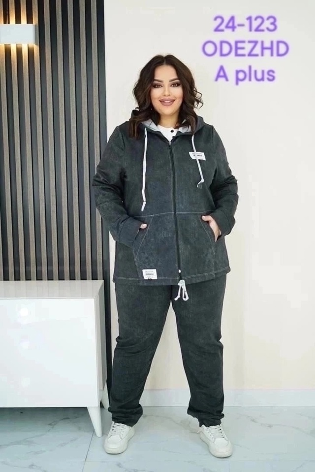 Спортивный костюм 22955548