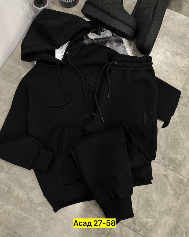 Спортивный костюм 22954205