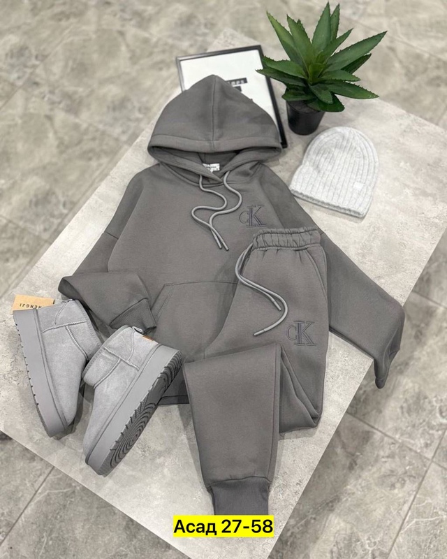 Спортивный костюм 22954205