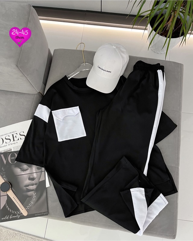 Спортивный костюм 22956190