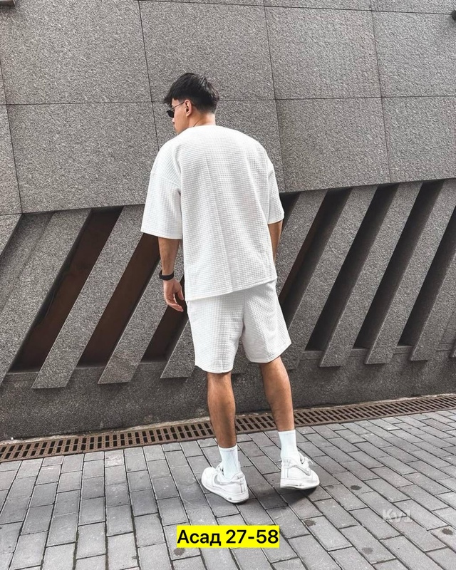 Спортивный костюм 22957141