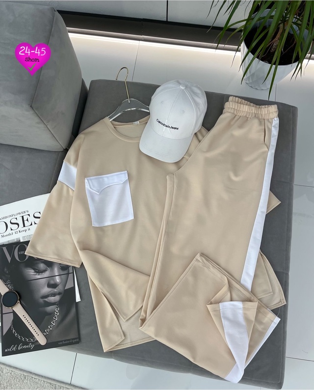 Спортивный костюм 22956190