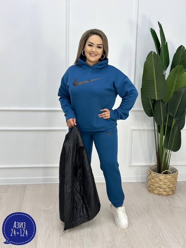 Спортивный костюм 22956414