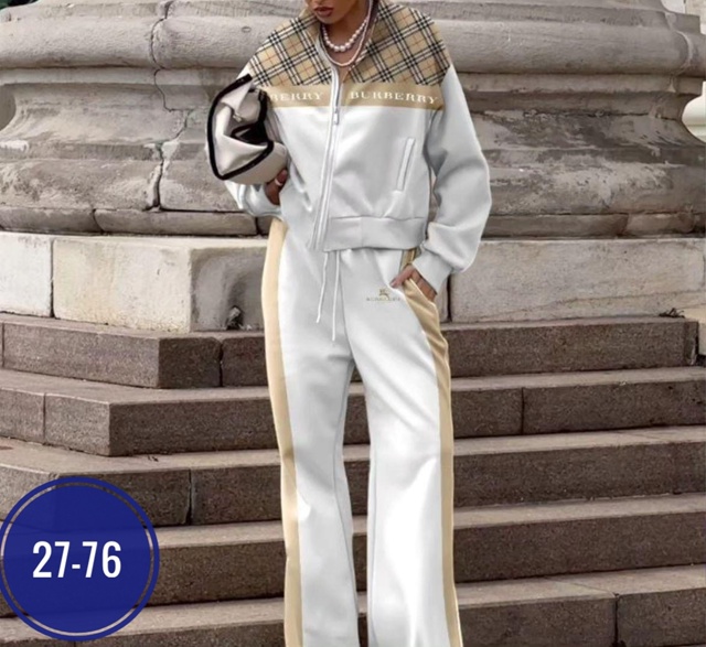 Спортивный костюм 22962478