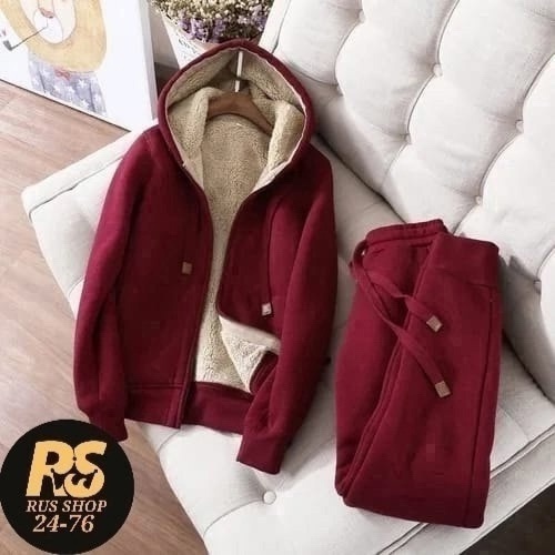 Спортивный костюм 22962908