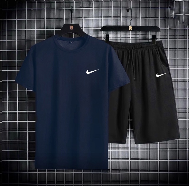 Спортивный костюм 22964218