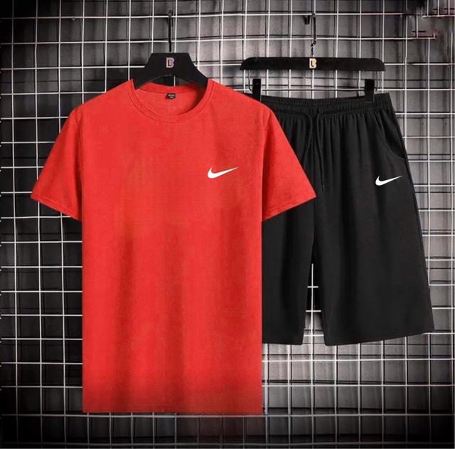 Спортивный костюм 22964218