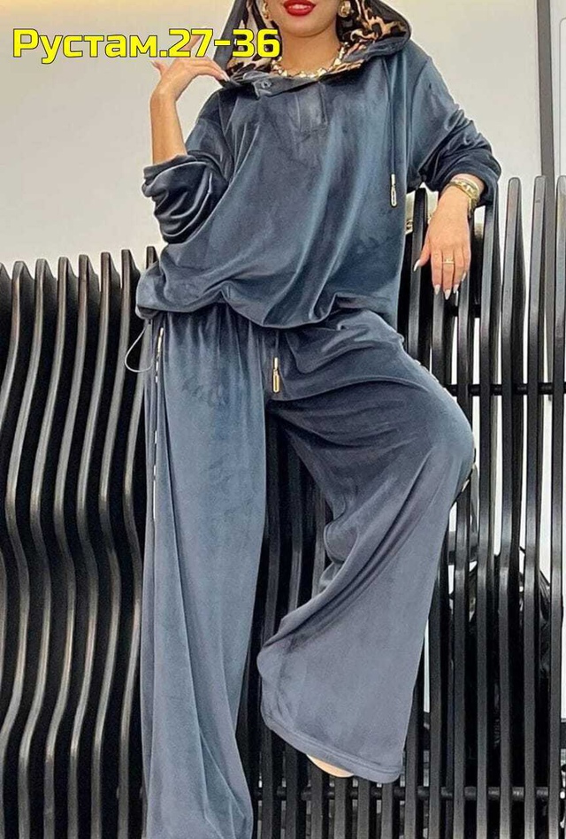 Спортивный костюм 22964489