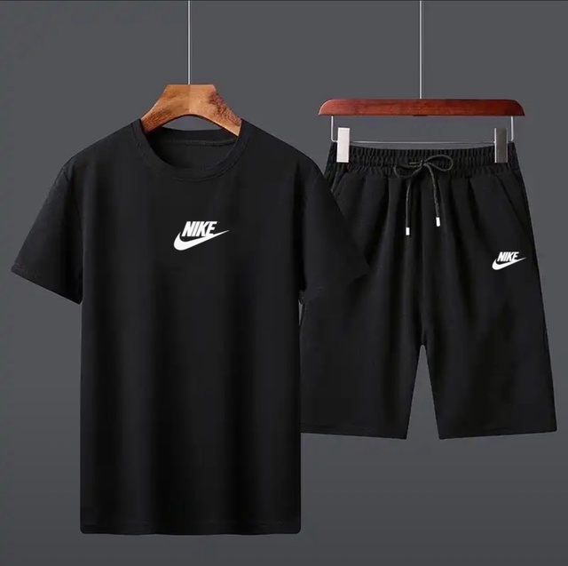 Спортивный костюм 22967350