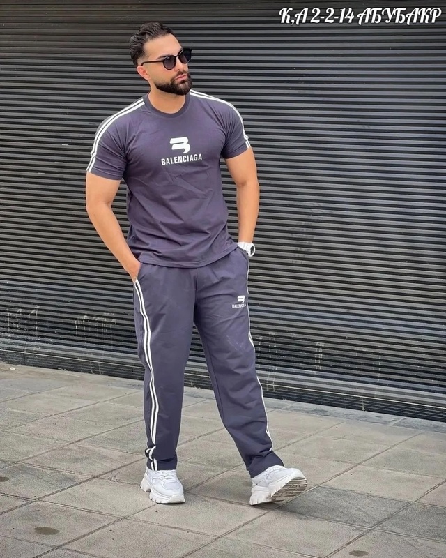 Спортивный костюм 22966812