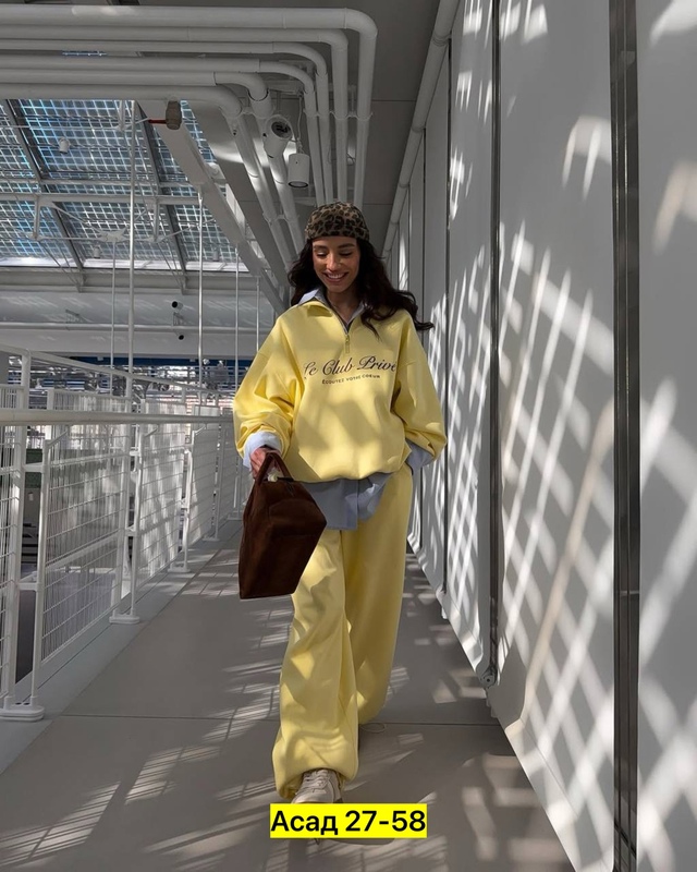 Спортивный костюм 22967173