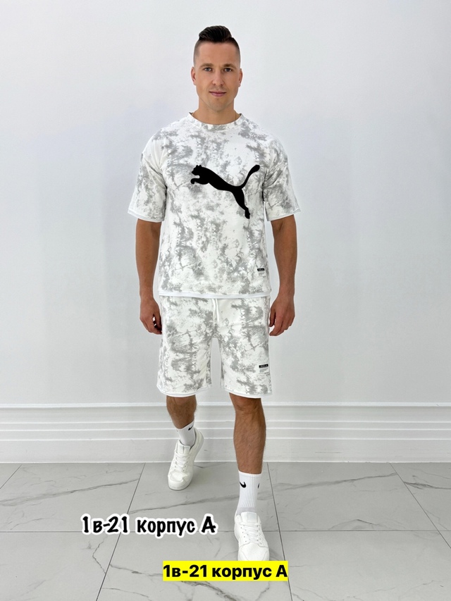 Спортивный костюм 22972421