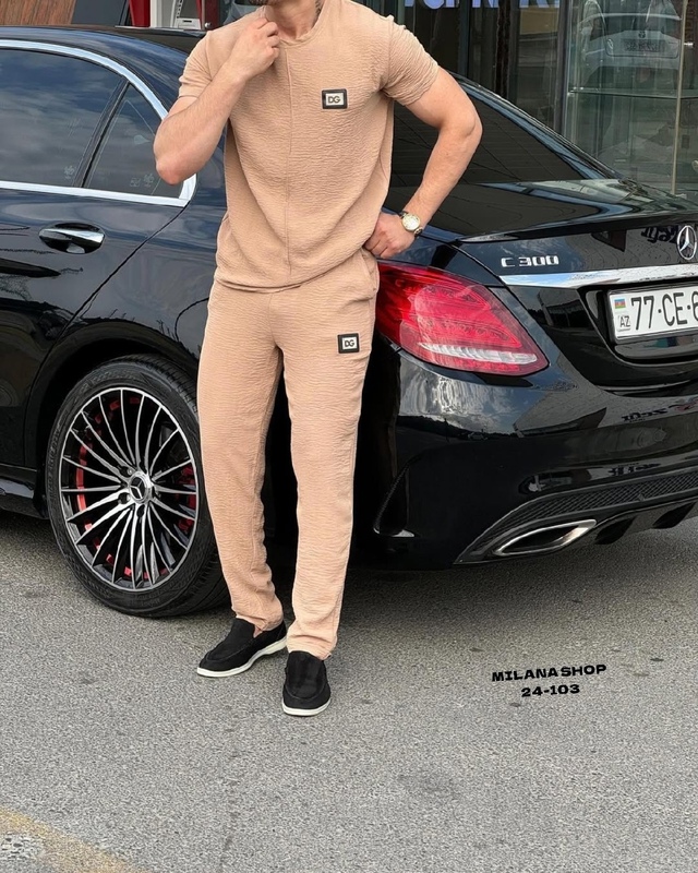 Спортивный костюм 22973704