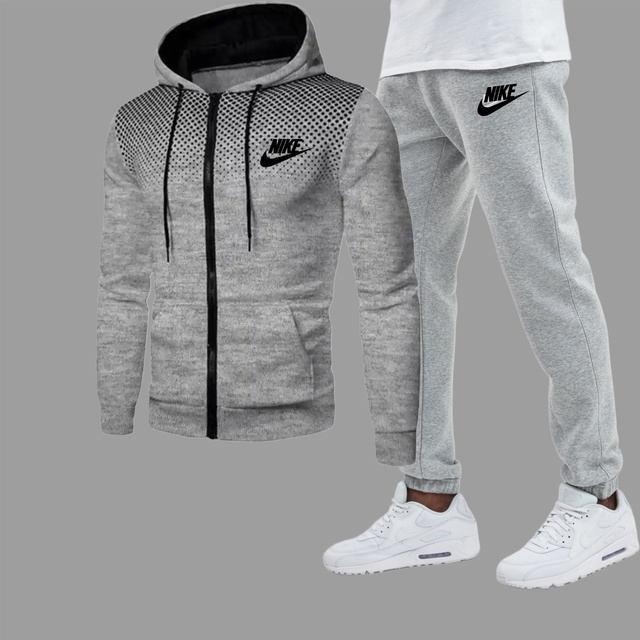 Спортивный костюм 22973167