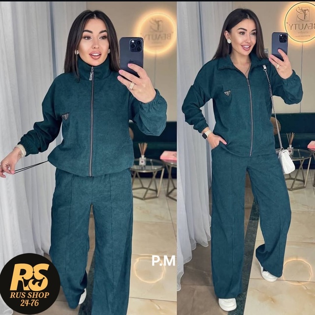 Спортивный костюм 22974320