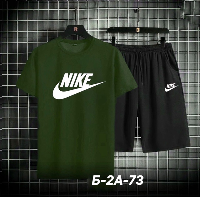 Спортивный костюм 22974485