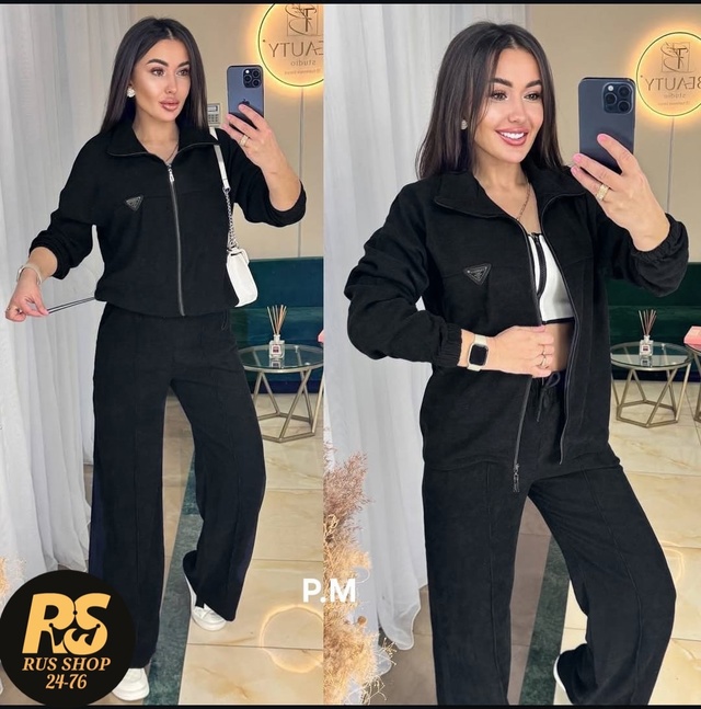 Спортивный костюм 22974320