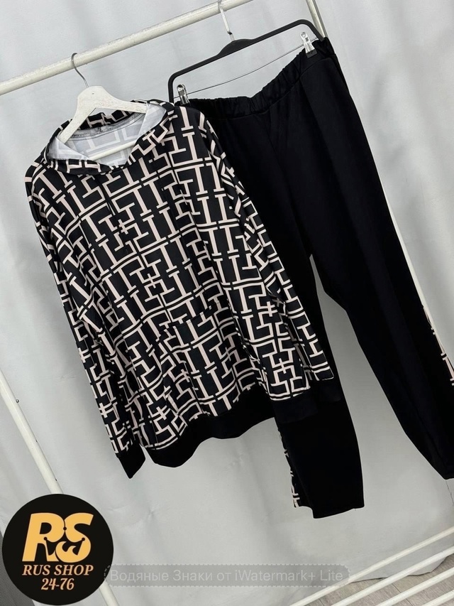 Спортивный костюм 22974989