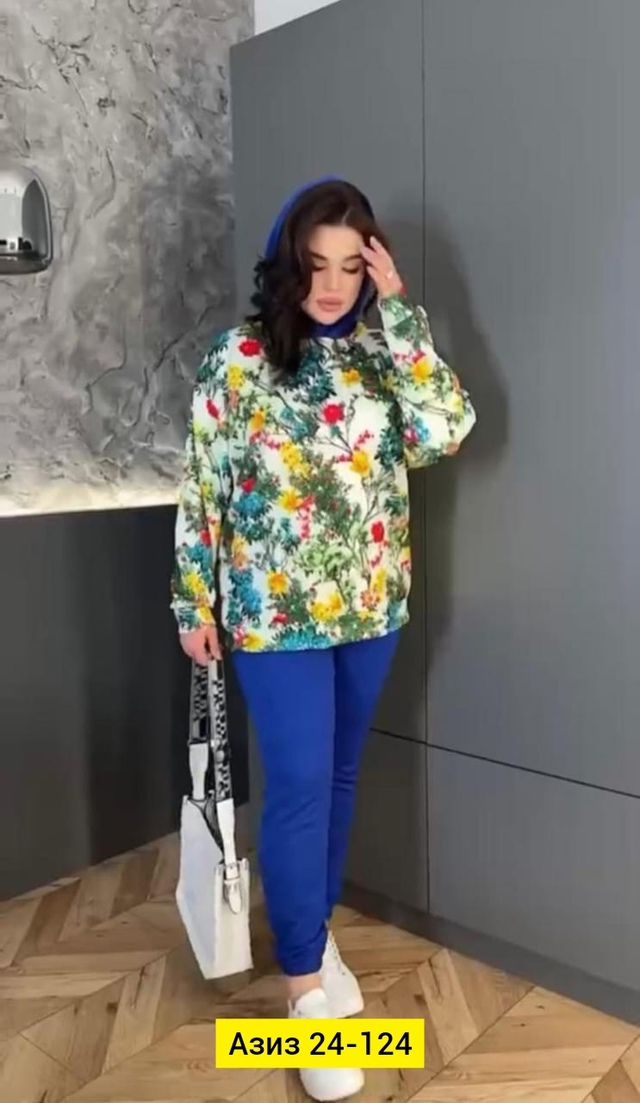 Спортивный костюм 22974318