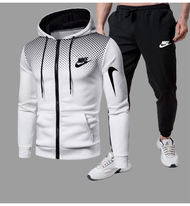 Спортивный костюм 22977447