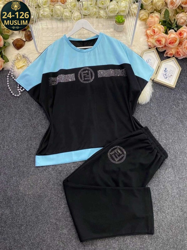 Спортивный костюм 22976417