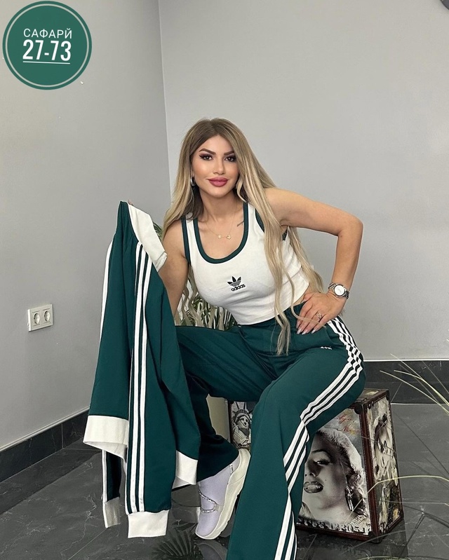 Спортивный костюм 22979162